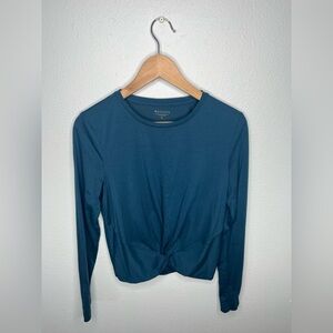 Athleta Women's M Long sleeve knot shirt